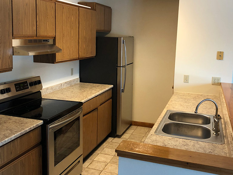 Hermon Meadow Golf Townhouse & Apartment Rentals Bangor Maine