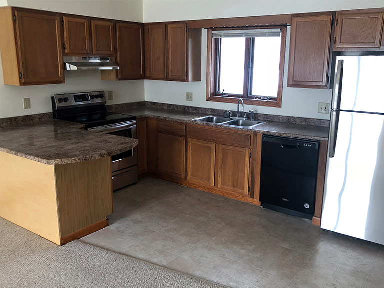 Hermon Meadow Golf Townhouse & Apartment Rentals Bangor Maine